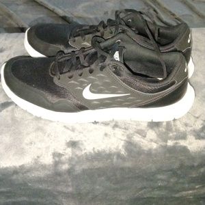 Women's Nike 9.5. Like New